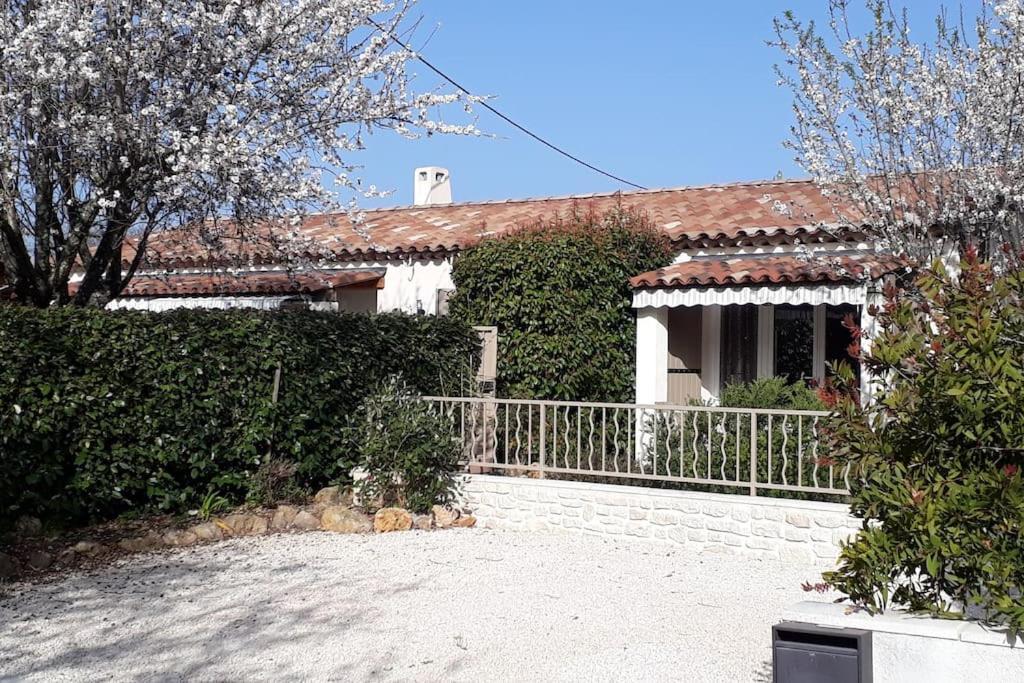 Maison 2 Ou 4 Personnes Jardin Parking Les Amandiers 로르귀 외부 사진
